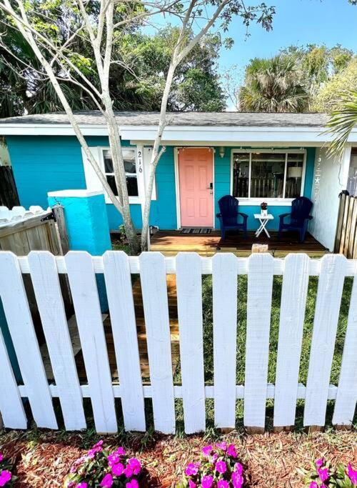 Beach Bungalow In Downtown Cocoa Beach Villa Exteriör bild