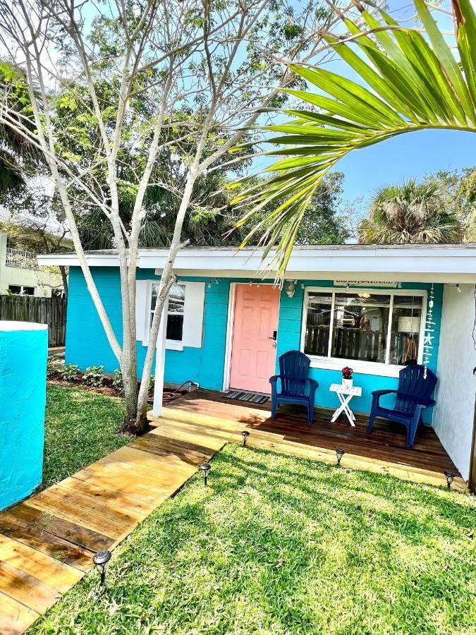 Beach Bungalow In Downtown Cocoa Beach Villa Exteriör bild